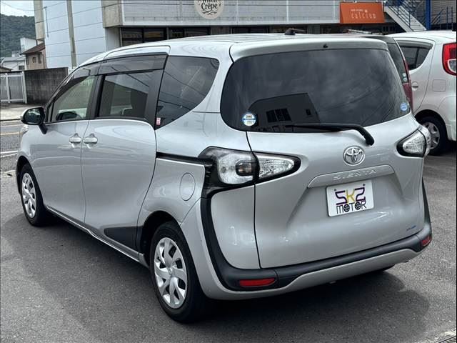 صورة 2 لـ 2015 Toyota SIENTA