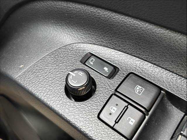 صورة مصغرة 25 لـ 2015 Toyota SIENTA