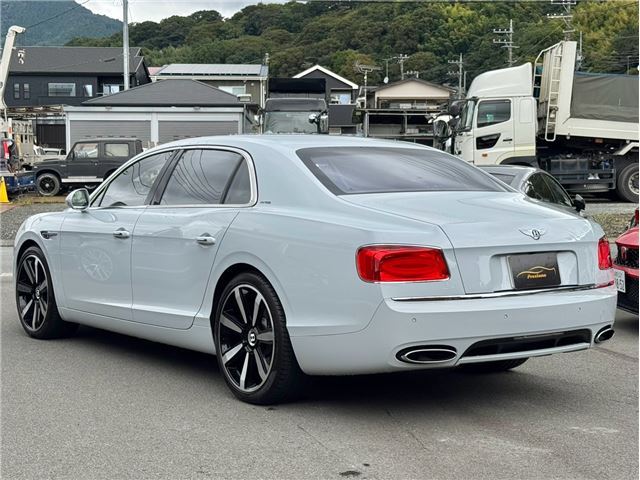 2016 Bentley FLYING SPUR 照片 9