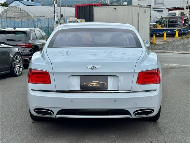 2016 Bentley FLYING SPUR 照片 8