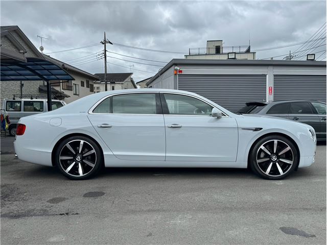 2016 Bentley FLYING SPUR 照片 6