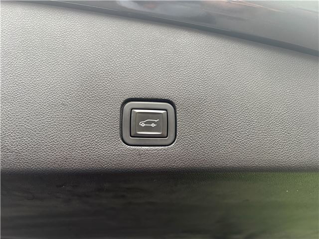 2020 Cadillac XT6 — миниатюра 38