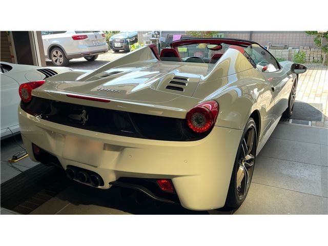 2013 Ferrari 458 SPIDER — миниатюра 21