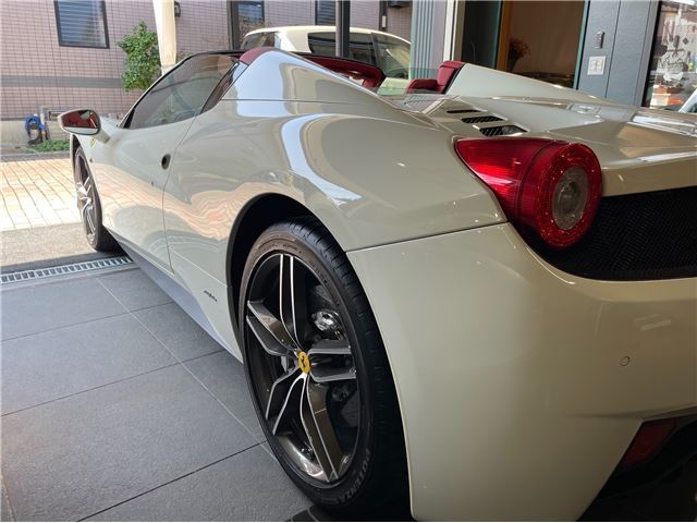 2013 Ferrari 458 SPIDER — миниатюра 23
