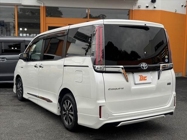 صورة مصغرة 15 لـ 2017 Toyota ESQUIRE