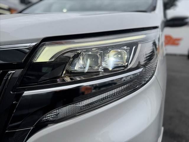 صورة مصغرة 31 لـ 2017 Toyota ESQUIRE