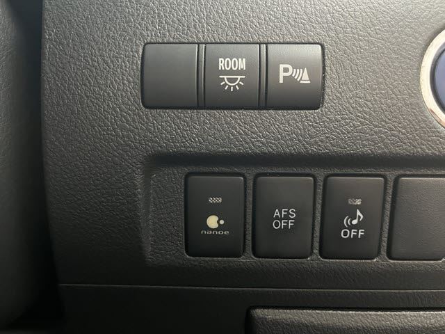 2012 Toyota VELLFIRE 缩略图 17