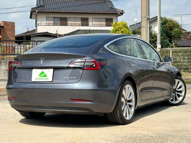 صورة 2 لـ 2020 Tesla MODEL 3