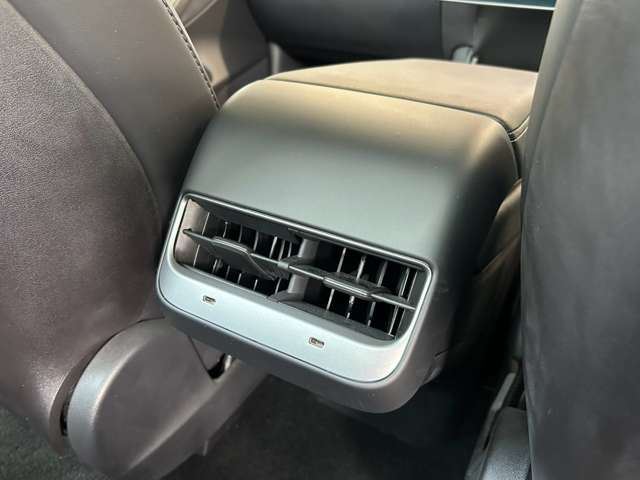 صورة مصغرة 20 لـ 2020 Tesla MODEL 3