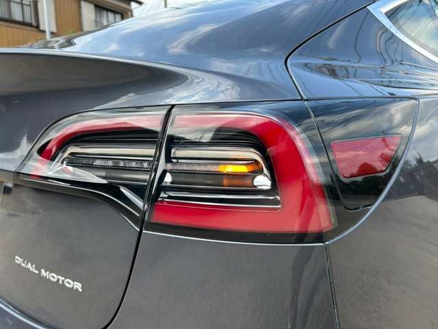 صورة مصغرة 23 لـ 2020 Tesla MODEL 3