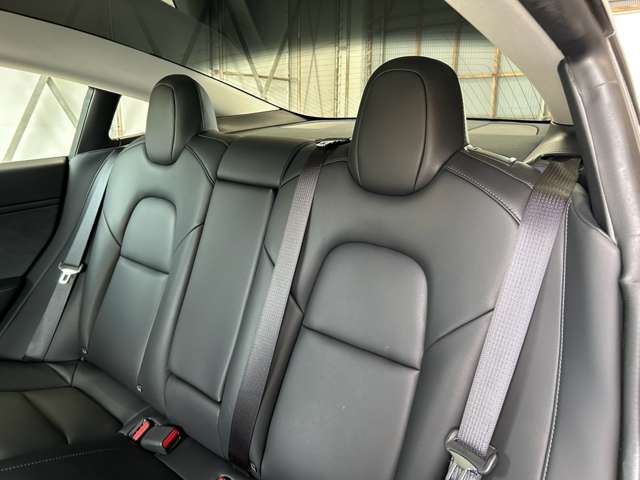 صورة مصغرة 29 لـ 2020 Tesla MODEL 3