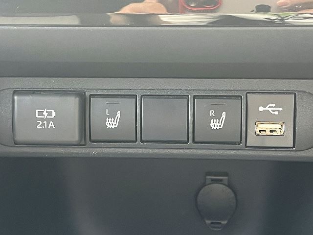 صورة مصغرة 17 لـ 2021 Toyota YARIS CROSS