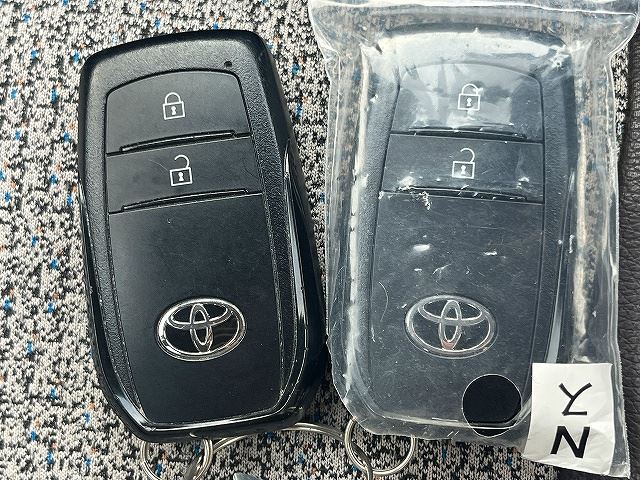 صورة مصغرة 24 لـ 2021 Toyota YARIS CROSS
