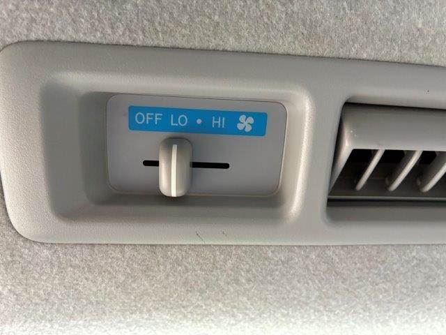 صورة مصغرة 11 لـ 2007 Toyota HIACE