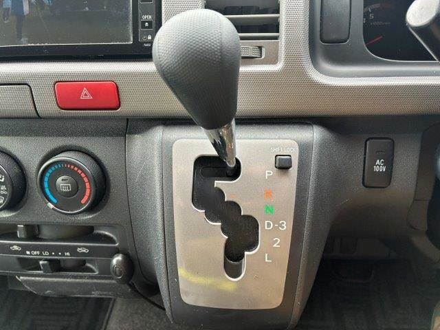 صورة مصغرة 40 لـ 2007 Toyota HIACE