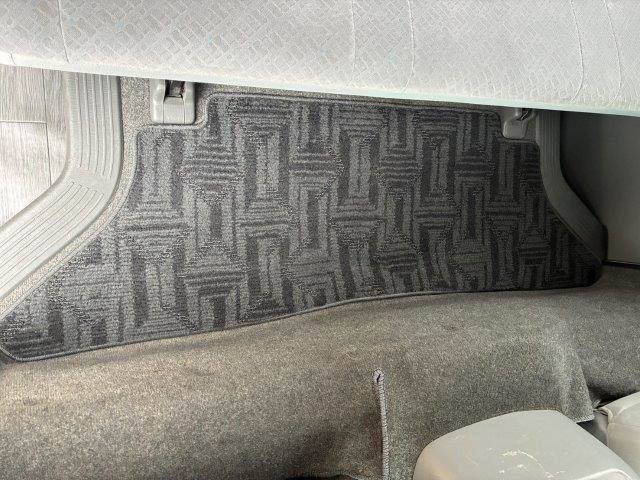 صورة مصغرة 45 لـ 2007 Toyota HIACE