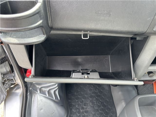صورة مصغرة 35 لـ 2012 Nissan NV100CLIPPER RIO