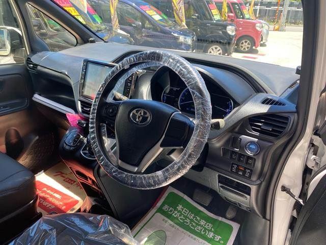 2014 Toyota NOAH — фото 4