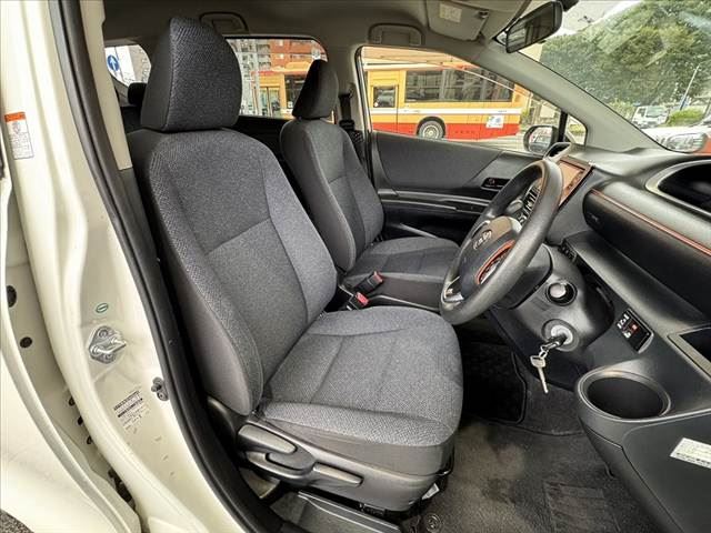 2016 Toyota SIENTA — миниатюра 16