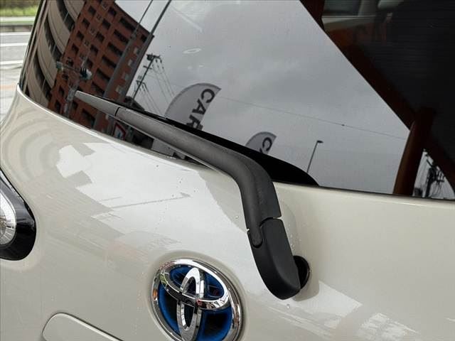 2016 Toyota SIENTA — миниатюра 36