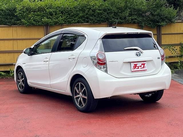 2012 Toyota AQUA 缩略图 18