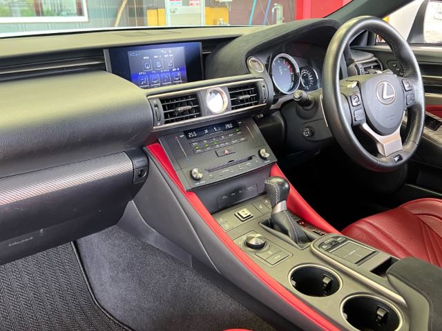 صورة مصغرة 31 لـ 2014 Lexus RC F
