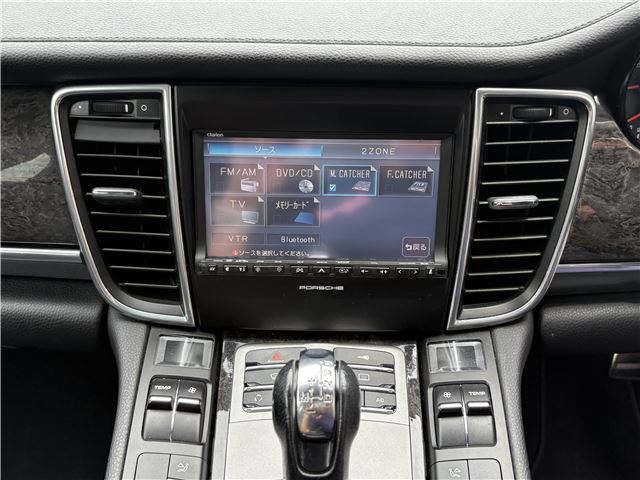 صورة مصغرة 20 لـ 2011 Porsche PANAMERA