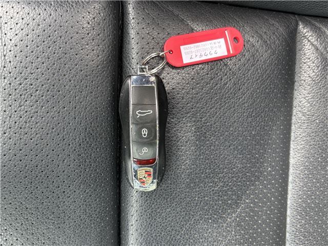صورة مصغرة 24 لـ 2011 Porsche PANAMERA