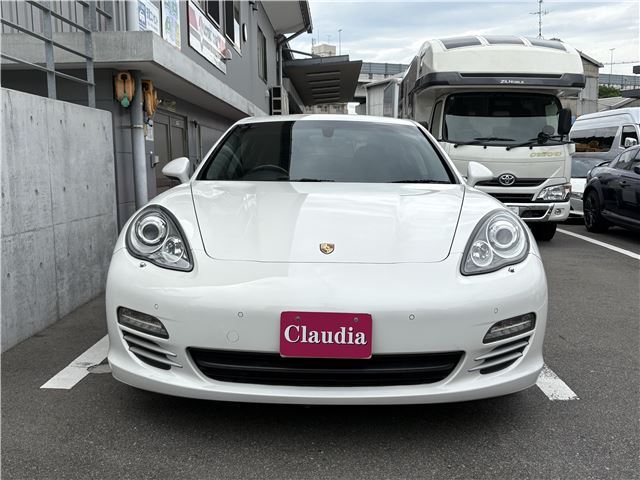 صورة 4 لـ 2011 Porsche PANAMERA
