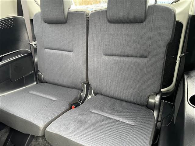 2016 Toyota SIENTA — миниатюра 17