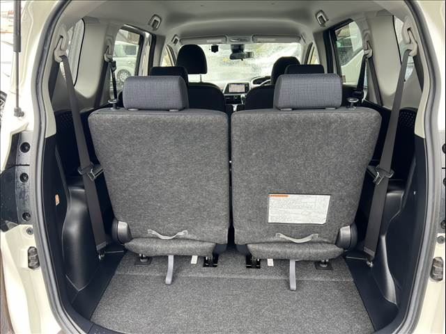 2016 Toyota SIENTA — миниатюра 18