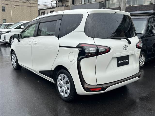 2016 Toyota SIENTA — фото 10