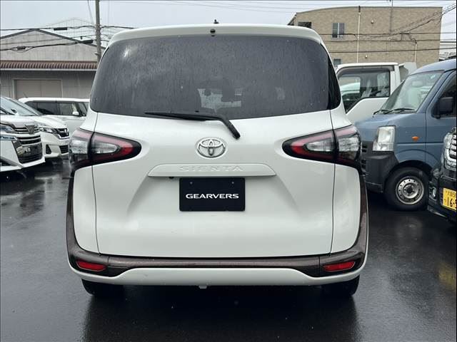 2016 Toyota SIENTA — фото 9