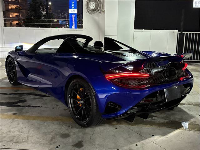 صورة 8 لـ 2024 Mclaren 750S SPIDER