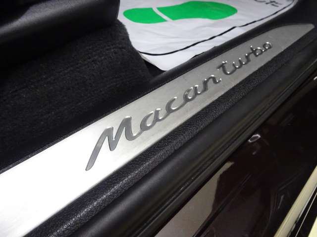 2016 Porsche MACAN — миниатюра 26