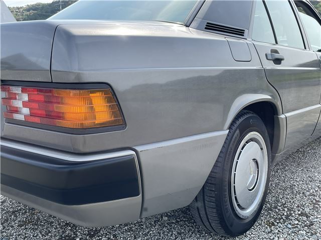 صورة مصغرة 19 لـ 1989 Mercedes-BENZ 190