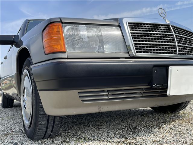 صورة مصغرة 27 لـ 1989 Mercedes-BENZ 190