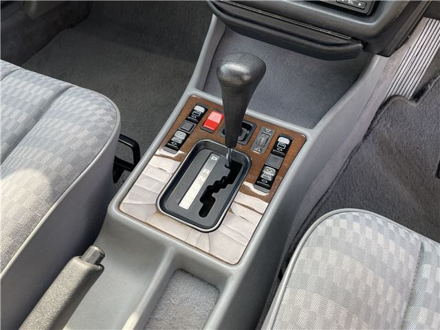 صورة مصغرة 36 لـ 1989 Mercedes-BENZ 190