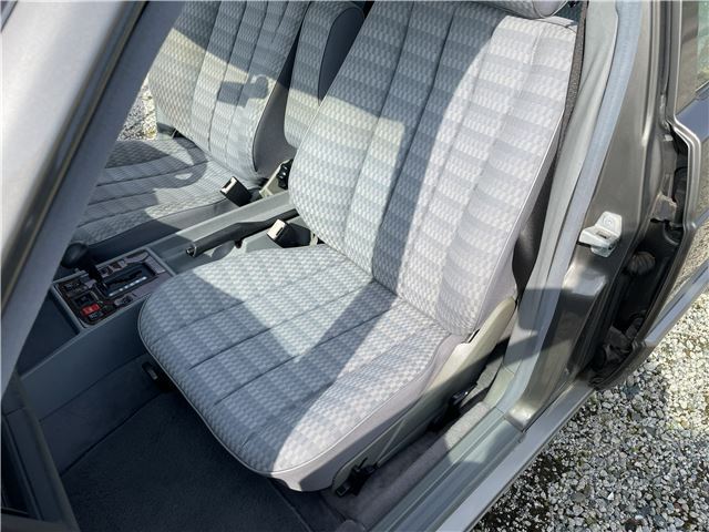 صورة مصغرة 45 لـ 1989 Mercedes-BENZ 190