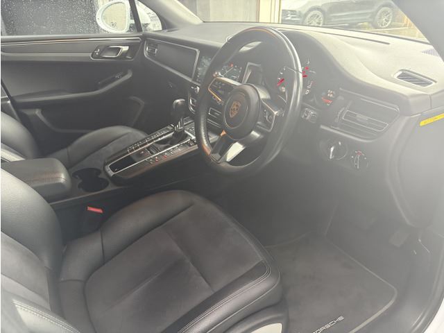 2019 Porsche MACAN — миниатюра 26
