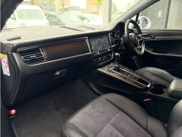 2019 Porsche MACAN — миниатюра 32