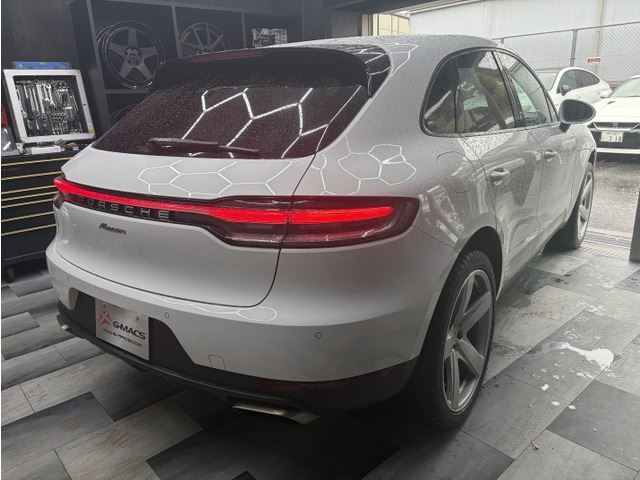 2019 Porsche MACAN photo 6