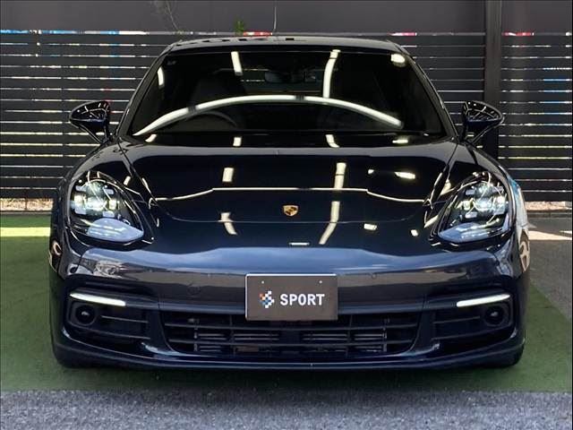 صورة مصغرة 15 لـ 2018 Porsche PANAMERA