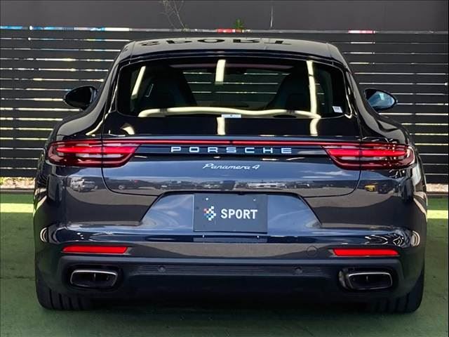 صورة مصغرة 16 لـ 2018 Porsche PANAMERA