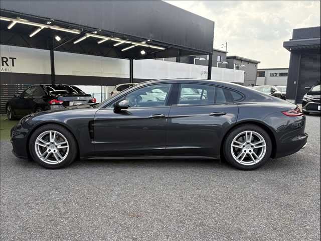 صورة مصغرة 17 لـ 2018 Porsche PANAMERA