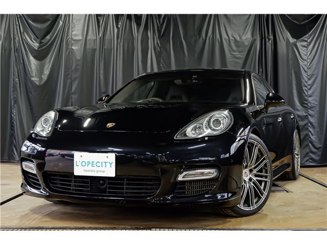 صورة 1 لـ 2010 Porsche PANAMERA