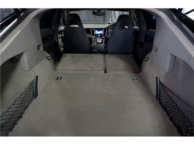 صورة مصغرة 33 لـ 2010 Porsche PANAMERA