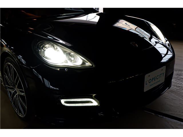 صورة مصغرة 36 لـ 2010 Porsche PANAMERA