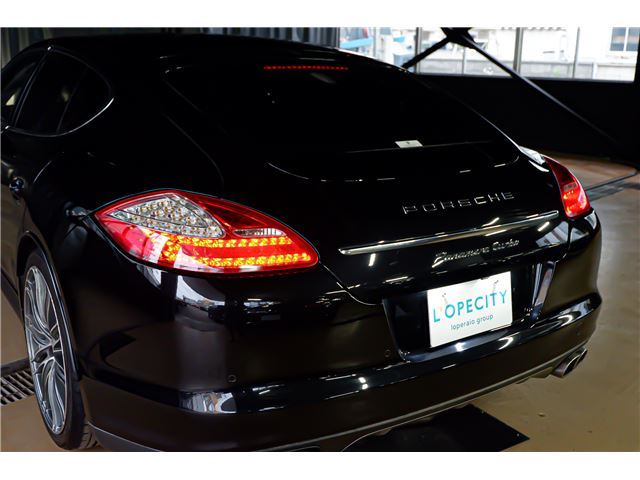 صورة مصغرة 38 لـ 2010 Porsche PANAMERA