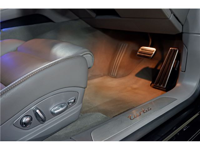 صورة مصغرة 41 لـ 2010 Porsche PANAMERA